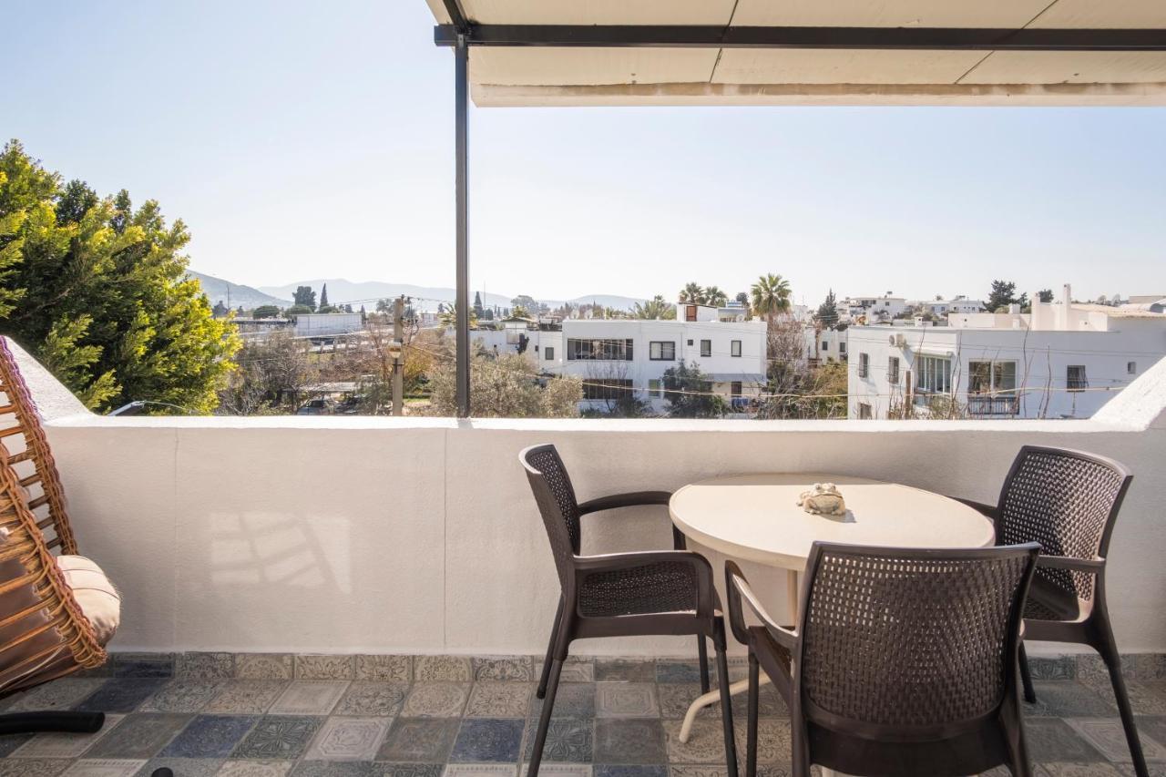 Central, Cozy, 15 Min Walk To The Beach, Fast Wi-Fi, Free Parking, 4Ppl Bodrum Luaran gambar