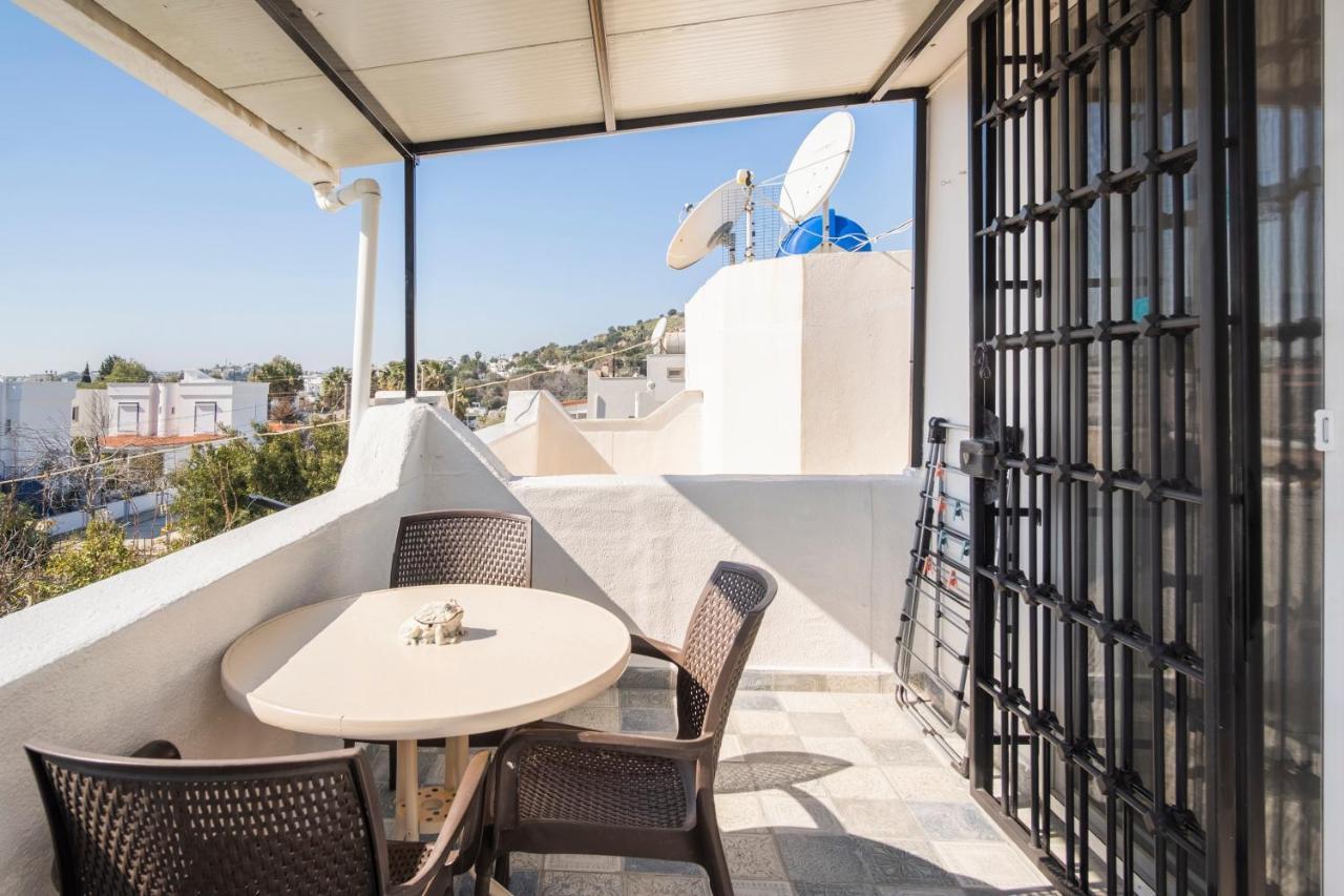 Central, Cozy, 15 Min Walk To The Beach, Fast Wi-Fi, Free Parking, 4Ppl Bodrum Luaran gambar